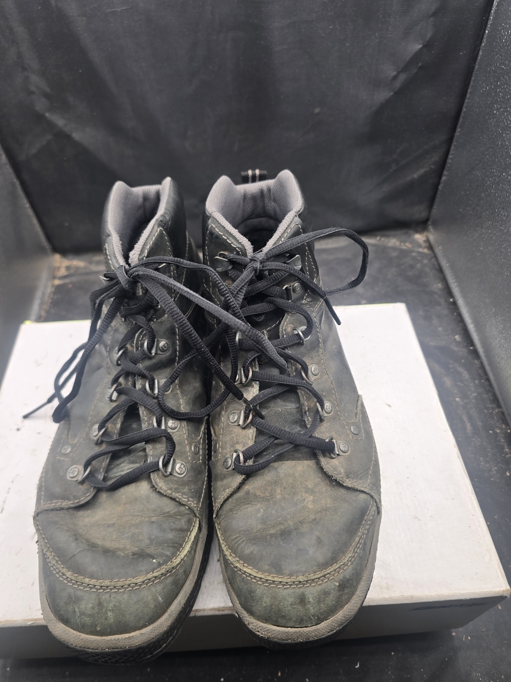 Caterpillar Gray and Yellow Work Shoe
